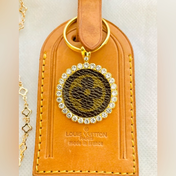 Louis Vuitton Lock, Key, Tag Bundle - Picture 2 of 13